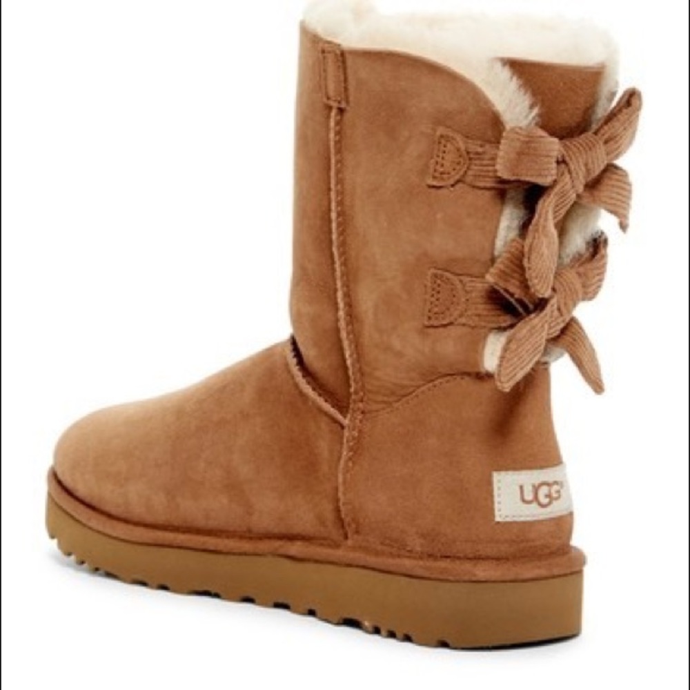 Ugg Bailey Bow Boots 6 corduroy bow